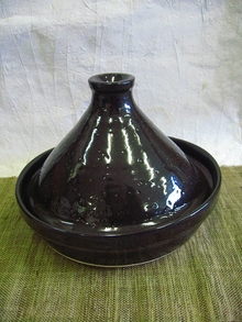 手造り　タジン鍋　(黒)